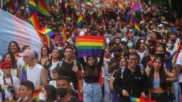 Los colores del arcoíris llenan las calles de la CDMX con la Marcha del Orgullo LGBT+