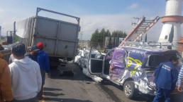 Carambola entre 10 vehículos deja 4 heridos y severo tráfico en carretera del Edomex