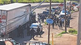 Tras operativo, logran recuperar tráiler robado junto con chofer secuestrado en la México - Oaxaca