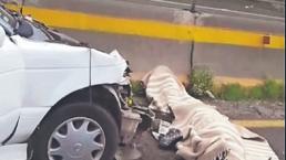 Taxista acelera a tope y su esposa termina muerta frente a sus hijos, en autopista mexiquense 