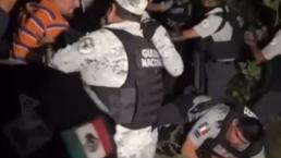 VIDEO: Humillan a agentes de la Guardia Nacional y los obligan a regresar 37 mil pesos "robados"