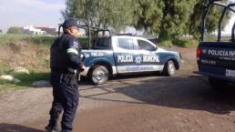 Dejan cadáver embolsado en cancha de fútbol abandonada, en municipio del Edomex