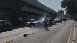 Mujer muere atrapada entre 2 camiones mientras pedía dinero a choferes en CDMX