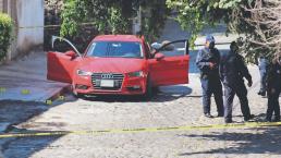 Con plomazos de arma de grueso calibre, matan a conductor de auto de lujo en Cuernavaca