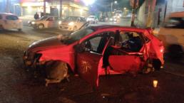 Por ir con prisas, automovilista muere tras estamparse contra muro en la Lecheria - Texcoco