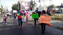 Protestan por muerte de menor en Neza, señalan a policía estatal como responsable