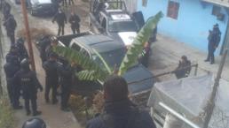 Muere policía y hieren de bala a su compañero, tras persecución de camioneta robada en Ecatepec
