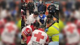 Pasajero ‘mirón’ termina en el hospital por golpazo en la choya, en el Metro CDMX