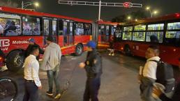 Nueve personas resultaron heridas tras choque entre unidades del Metrobús de la CDMX