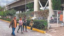 Venezolanos entre la ayuda, despreció y tranza de los vecinos alrededor del Metro Balbuena