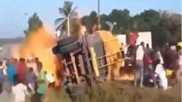 IMÁGENES FUERTES: A huachicoleros en África les explotó una pipa de combustible 