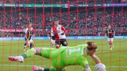 Leyenda del Feyenoord destroza las actuaciones de Santiago Giménez