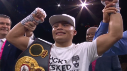 Pitbull Cruz es campeón del mundo tras noquear a “Rolly” Romero