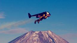 Yves Rossy, el hombre que conquistó el cielo con sus alas