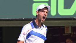Djokovic pierde el control y destroza su raqueta 