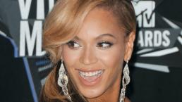 Beyoncé presume “golpe” en la cadera 