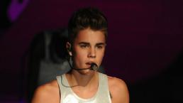 Justin Bieber presume su “paquete” en Bora Bora 