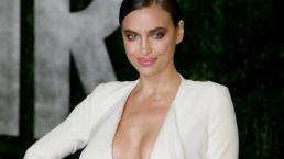 Irina Shayk se desabrocha sostén con baile | VIDEO