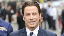 Balconean a John Travolta y sus problemas de calvicie