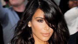 Kim Kardashian desnuda en tina de pintura 
