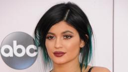 Kylie Jenner luce sugerente escote en Instagram 