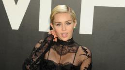 Miley Cyrus subasta desnudo para donar 