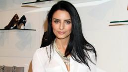 Aislinn Derbez habla de su supuesto embarazo