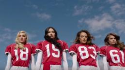 'Ángeles' de Victoria's Secret calientan el Super Bowl | VIDEO