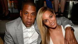 Beyoncé y Jay-Z se dan cariño en pleno escenario