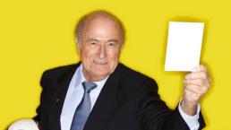 Burla a Blatter le cuesta su puesto en FIFA 
