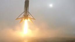 Cohete explota en pista de aterrizaje | VIDEO