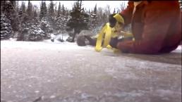 Hombre mudo arriesga su vida y salva a ciervo | VIDEO