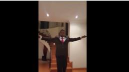 ¡Increíble! Pastor logra flotar en el aire | VIDEO