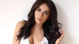 Jimena Sánchez enseña de más en vestido transparente