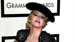 Madonna sufre aparatosa caída en el escenario