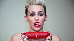 Miley Cyrus seduce a tres hombres en una misma noche