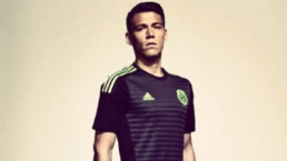 Héctor Moreno 'se echó' a otro jugador | VIDEO