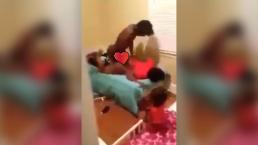 Pareja tiene sexo mientras su hijo llora | VIDEO