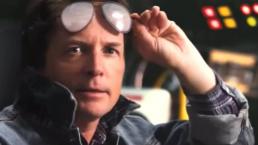 Michael J. Fox y los personajes de “Volver al futuro”