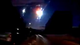 Meteorito explota en el cielo de Rusia | VIDEO