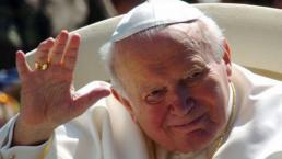 Revelan 'intensa relación' de Juan Pablo II con una mujer