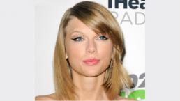 Taylor Swift sufre penosa caída el primer día del año