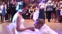 Borracho humilla a su esposa en plena boda | VIDEO